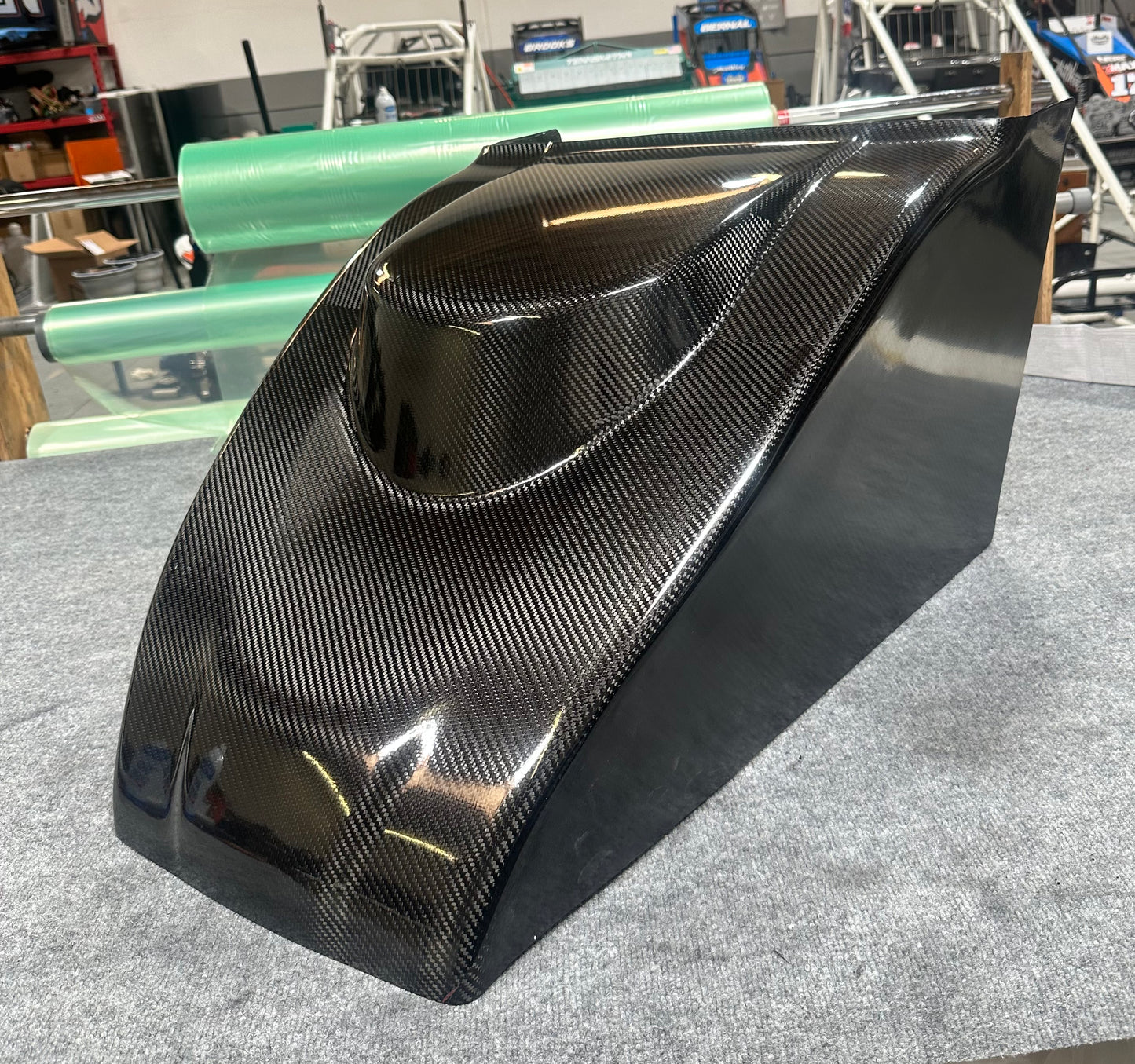 Carbon Fiber Outlaw Kart Hood - Rounded Scoop